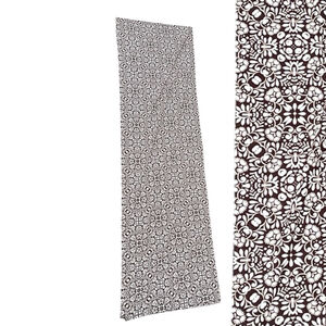 Coolibar Sun Protection Wrap Floral brown and White Scarf spf 50